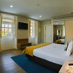 Fonte Velha 3*