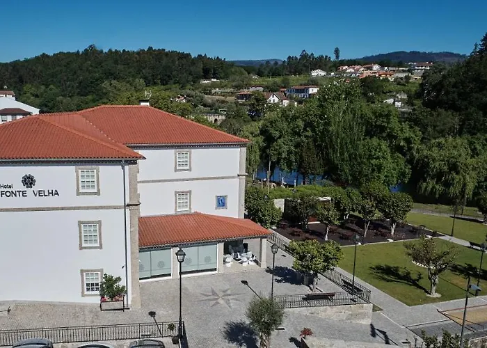 Fonte Velha 3* Ponte da Barca