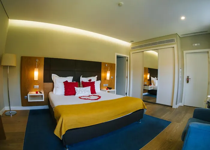 Hotel Fonte Velha 3*